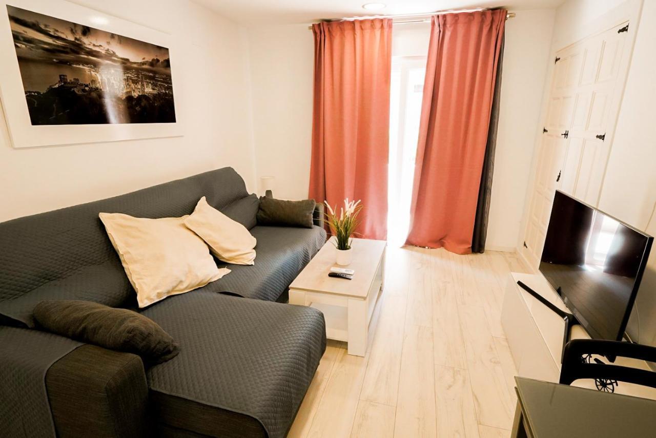 Casa Mya Con Terreno Privado Y Parking Compartido - A 800M De Playa Poniente Villa Benidorm Exteriör bild