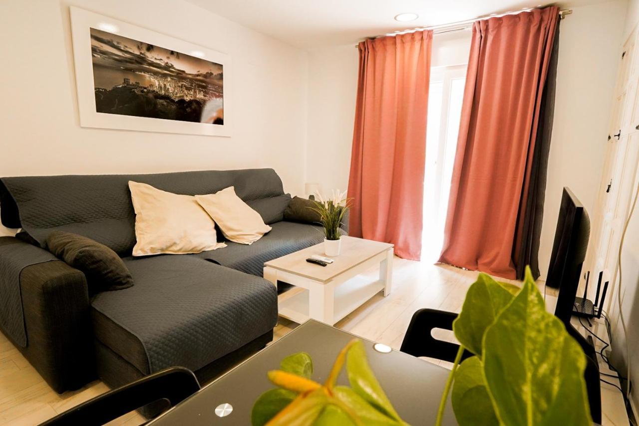Casa Mya Con Terreno Privado Y Parking Compartido - A 800M De Playa Poniente Villa Benidorm Exteriör bild