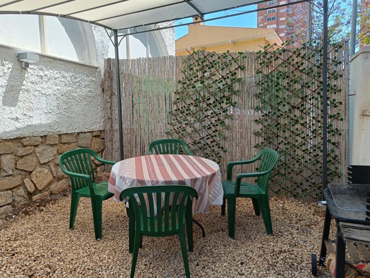 Casa Mya Con Terreno Privado Y Parking Compartido - A 800M De Playa Poniente Villa Benidorm Exteriör bild
